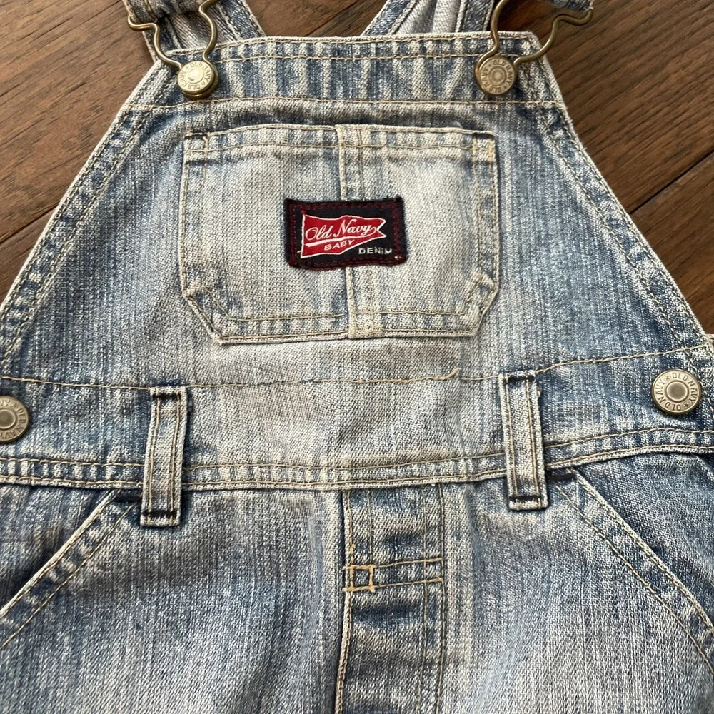 Vintage Old Navy‎ Baby Size 18-24 Months Denim Blue Overalls